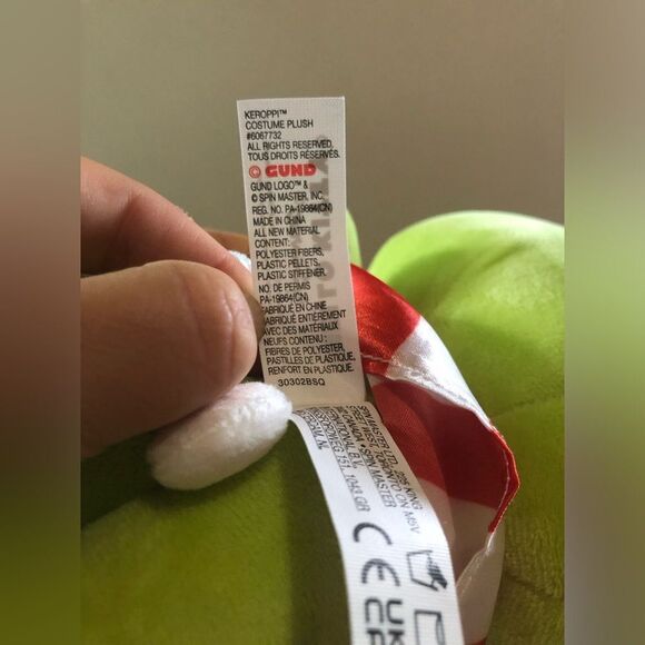 ✨ HELLO KITTY Dressed as Sanrio Keroppi Plush - Picture 4 of 4